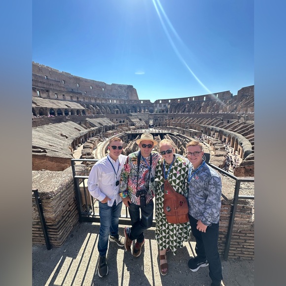 Meet your Posher, Crystal - Picture 6 of 6